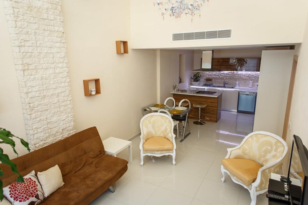 Sunrise Arches Apartments Limassol Ngoại thất bức ảnh