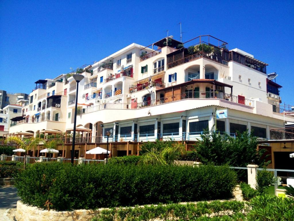 Sunrise Arches Apartments Limassol Ngoại thất bức ảnh