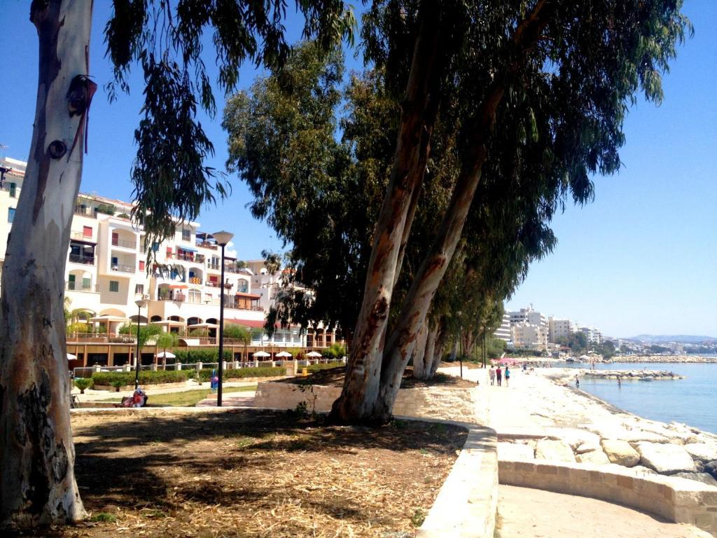 Sunrise Arches Apartments Limassol Ngoại thất bức ảnh