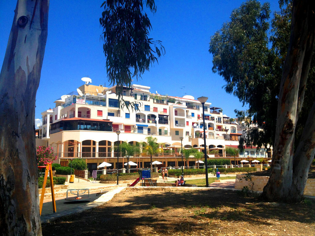 Sunrise Arches Apartments Limassol Ngoại thất bức ảnh