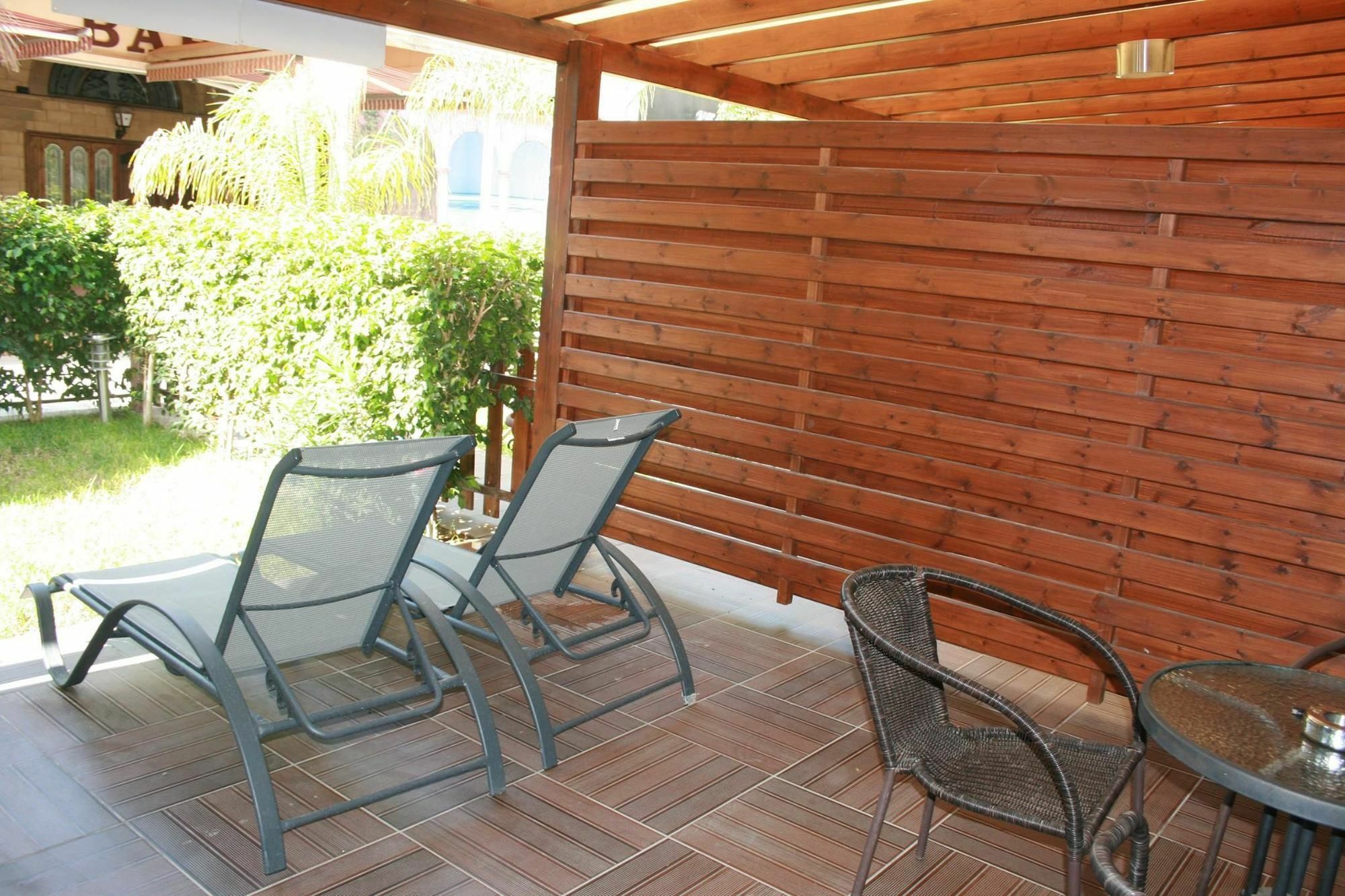 Sunrise Arches Apartments Limassol Ngoại thất bức ảnh